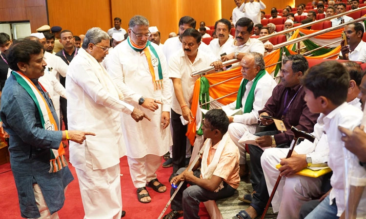 Congress Workers: “ಕೈ” ಕಾರ್ಯಕರ್ತರ ಸಮಸ್ಯೆಗೆ ಸಿಎಂ ಸ್ಪಂದನೆ