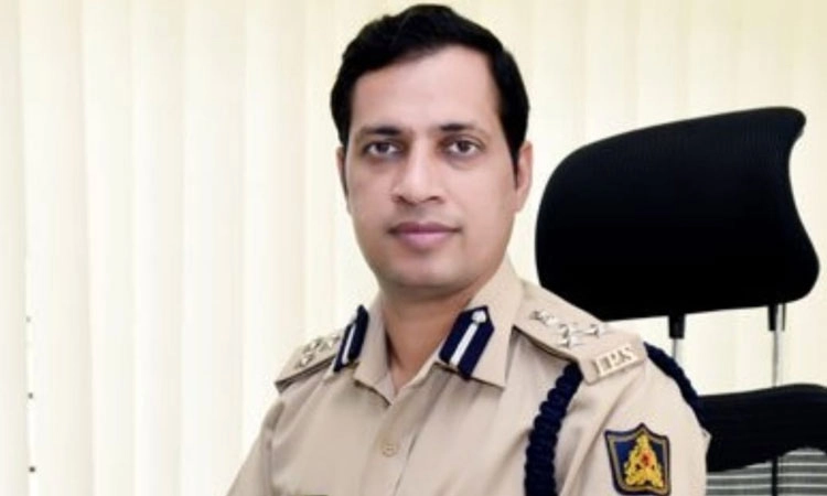 Online  Fraud : ಬ್ಯಾಂಕ್‌ ಅಧಿಕಾರಿಗಳ ಜತೆ ಪೊಲೀಸ್‌ ಕಮಿಷನರ್‌ ಸಭೆ