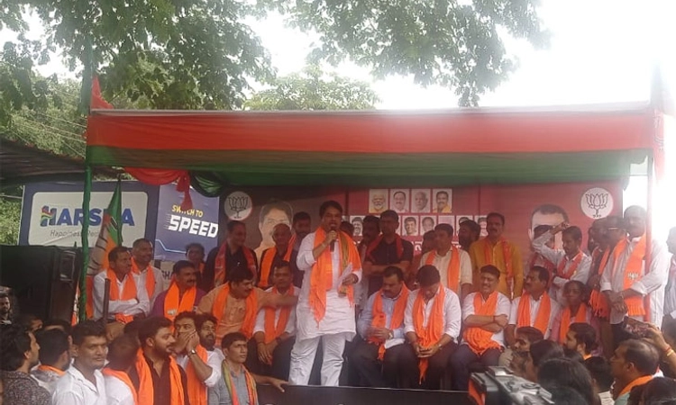 BJP ಎಂಎಲ್ಎಗಳ ಮಾನಸಿಕ ಸ್ಥೈರ್ಯ ಕುಗ್ಗಿಸಲು ಸಂಚು: ಆರ್.ಅಶೋಕ್ ಕಿಡಿ