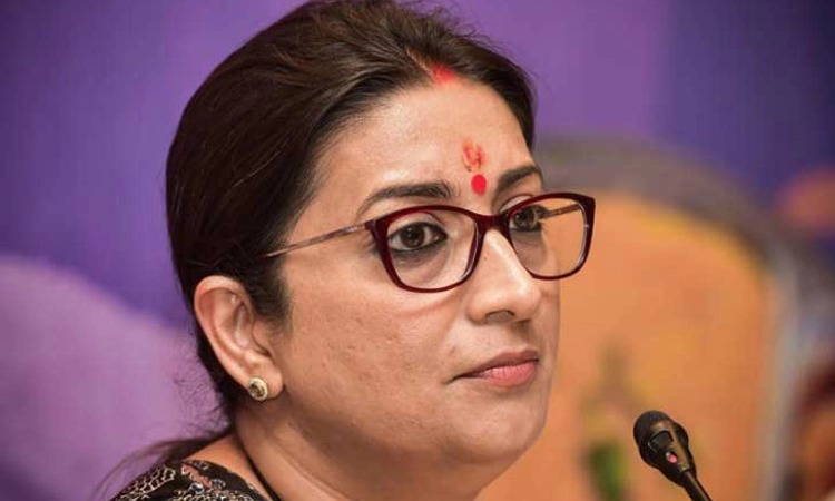 Smriti Irani: ಅಧಿಕೃತ ಸರ್ಕಾರಿ ಬಂಗಲೆ ತೆರವು ಮಾಡಿದ ಮಾಜಿ ಸಚಿವೆ ಸ್ಮೃತಿ ಇರಾನಿ