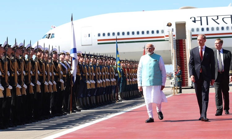 Modi Russia Visit: ರಷ್ಯಾದ ಮಾಸ್ಕೊಗೆ ಬಂದಿಳಿದ ಪ್ರಧಾನಿ ಮೋದಿ
