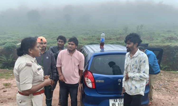Banakal: ದೇವರಮನೆಯಲ್ಲಿ ಮೋಜು-ಮಸ್ತಿಗೆ ಕಡಿವಾಣ
