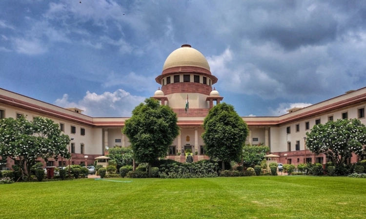 Supreme Court: ಉಚಿತ ಸ್ಯಾನಿಟರಿ ಪ್ಯಾಡ್‌ ವಿತರಣೆ… ಇಂದು ಸುಪ್ರೀಂ ವಿಚಾರಣೆ
