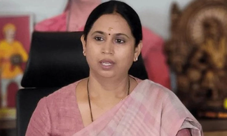 CM-DCM ಬದಲಾವಣೆ  ಚರ್ಚೆಯಲ್ಲಿ ನಾನಿಲ್ಲ: ಸಚಿವೆ ಹೆಬ್ಬಾಳ್ಕರ್