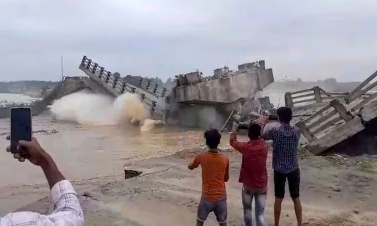 Bihar ಸೇತುವೆ ಕುಸಿತಕ್ಕೆ ಹೂಳು ತೆಗೆದಿದ್ದೇ ಕಾರಣ!