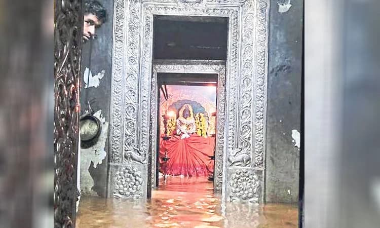 Kamlashile Temple; ಕಮಲಶಿಲೆ ದೇವಿಗೆ ಕುಬ್ಜಾ ಸ್ನಾನ