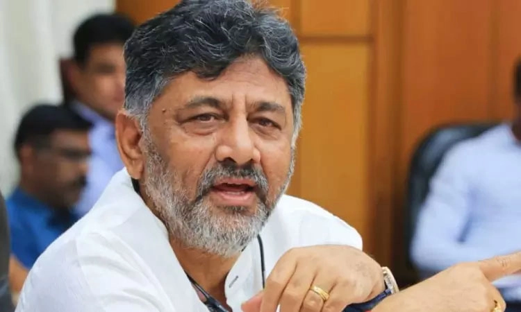 CM DCM ಹೇಳಿಕೆ ನಿಲ್ಲಿಸದಿದ್ದರೆ ಶೋಕಾಸ್‌ ನೋಟಿಸ್‌: ಕೆಪಿಸಿಸಿ ಅಧ್ಯಕ್ಷ ಡಿಕೆಶಿ ಎಚ್ಚರಿಕೆ