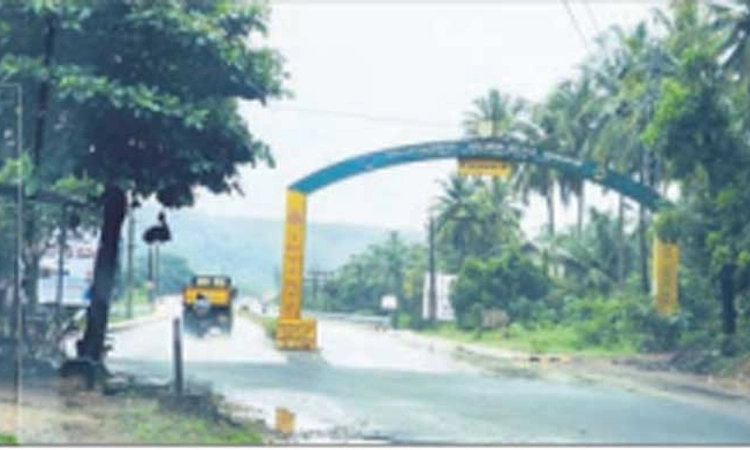 ಬಜಪೆ: ಎತ್ತ ಹೋಗಲಿ? ಎಡಕ್ಕೊ , ಬಲಕ್ಕೊ: ಗೊಂದಲದಲ್ಲಿ ವಾಹನ ಚಾಲಕರು