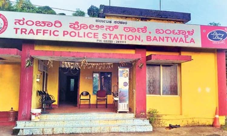 Navuru: ಬೈಕ್‌ ಸ್ಕಿಡ್‌; ಸಹಸವಾರೆಗೆ ಗಾಯ