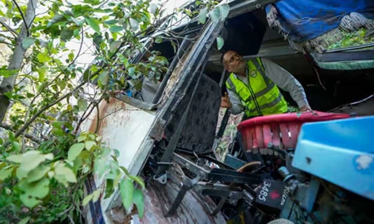 Reasi Attack: ಕಾಶ್ಮೀರ ಯಾತ್ರಿಗಳ ಬಸ್‌ಗೆ ಉಗ್ರ ದಾಳಿ: ಆರೋಪಿ ಹಕಮ್ ಸೆರೆ