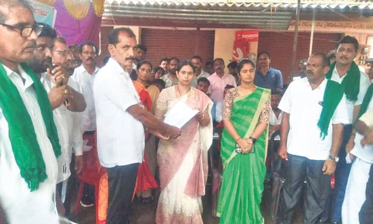 ಟವರ್‌ ನಿರ್ಮಾಣ ಸ್ಥಗಿತಕ್ಕೆ ಉಸ್ತುವಾರಿ ಸಚಿವೆ ಆದೇಶ