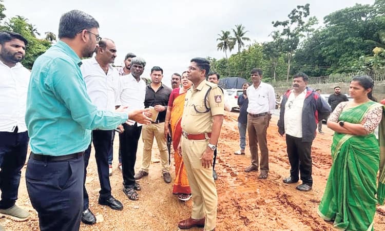 ರಾ.ಹೆ. ಕಾಮಗಾರಿ ತ್ವರಿತವಾಗಿ ಪೂರ್ಣಗೊಳಿಸಿ: ಸಂಸದ ಕೋಟ ಶ್ರೀನಿವಾಸ ಪೂಜಾರಿ ಸೂಚನೆ