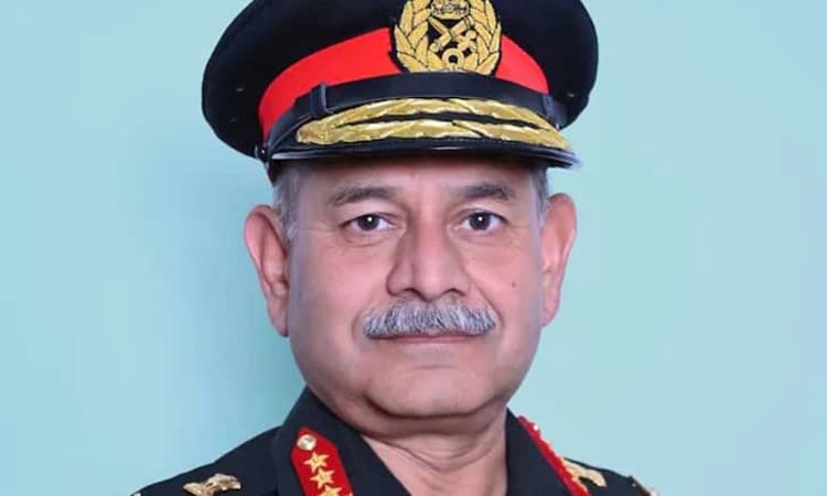 40 Years Of Service: ಭೂಸೇನಾ ನೂತನ ಮುಖ್ಯಸ್ಥರಾಗಿ ಲೆ.ಜ. ಉಪೇಂದ್ರ ದ್ವಿವೇದಿ ನೇಮಕ