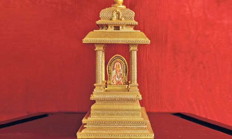 Kapu ಮಾರಿಯಮ್ಮ ದೇವಿ, ಉಚ್ಚಂಗಿ ದೇವಿಗೆ ಸ್ವರ್ಣ ಗದ್ದುಗೆ ಸಮರ್ಪಣೆ ಸಂಕಲ್ಪ