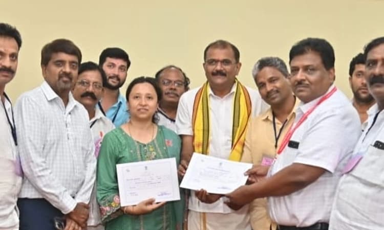 MLC; ನೈಋತ್ಯ ಪದವೀಧರರ ಕ್ಷೇತ್ರ: ಬಿಜೆಪಿಯ ಡಾ.ಧನಂಜಯ ಸರ್ಜಿ ಜಯಭೇರಿ