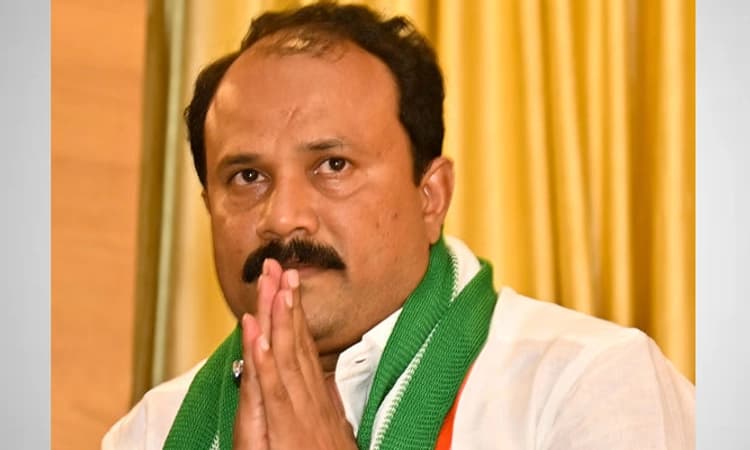 MLC Election:ದ.ಶಿಕ್ಷಕರ ಕ್ಷೇತ್ರದಲ್ಲಿ ಗೆಲುವು ಸಾಧಿಸಿದ ಮೈತ್ರಿ ಅಭ್ಯರ್ಥಿ ಕೆ.ವಿವೇಕಾನಂದ