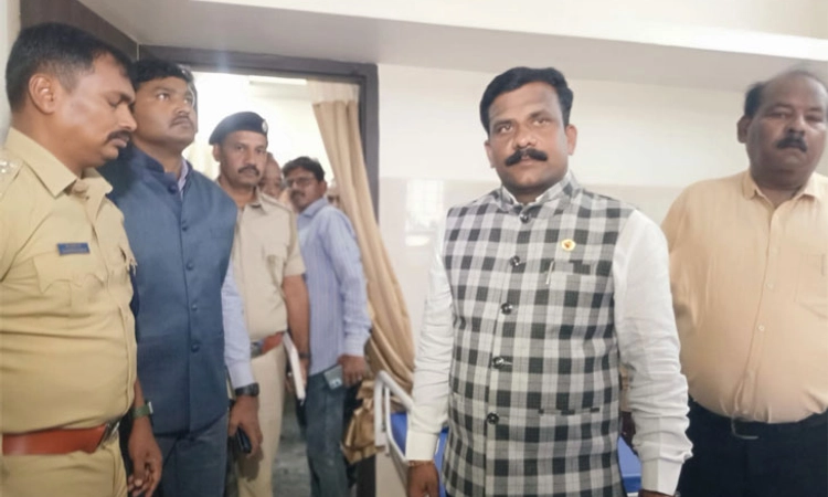 ಮಹಾಲಿಂಗಪುರ ಭ್ರೂಣಹತ್ಯೆ ಪ್ರಕರಣ; ರಾಜ್ಯ ಮಕ್ಕಳ ರಕ್ಷಣಾ ಆಯೋಗದ ಸದಸ್ಯರ ಭೇಟಿ