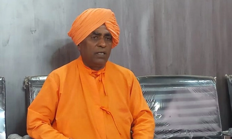 Koppala; ಹುಲಿಗೆಮ್ಮ ಜಾತ್ರೆಯ ವೇಳೆ ಪ್ರಾಣಿ ಬಲಿ ತಡೆಯಬೇಕು: ದಯಾನಂದ ಸ್ವಾಮೀಜಿ ಆಗ್ರಹ