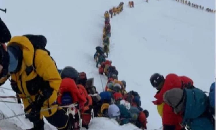 Everest ಪರ್ವತ ತಪ್ಪಲಲ್ಲಿ ಈಗ ಟ್ರಾಫಿಕ್‌ ಜಾಮ್‌