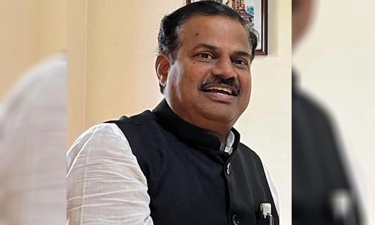 Dharawad: ಬೀಜ ಗೊಬ್ಬರ ದರ ಏರಿಕೆ… ಸರ್ಕಾರಕ್ಕೆ ಚಾಟಿ ಬೀಸಿದ ರೈತ ಹೋರಾಟಗಾರ ನೀರಲಕೇರಿ