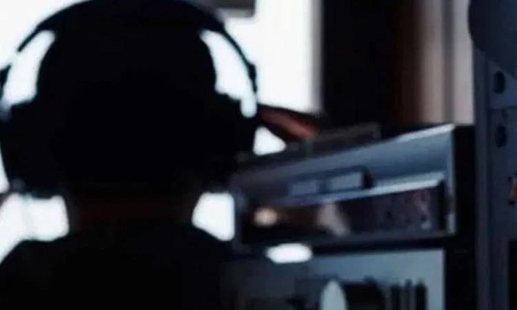 ಕೌಟುಂಬಿಕ ವಿಚಾರಕ್ಕೆ ಐಎಎಸ್‌ಅಧಿಕಾರಿ ಫೋನ್‌ ಕದ್ದಾಲಿಕೆ: ಮಾಜಿ ಐಪಿಎಸ್‌ ವಿರುದ್ಧ ಕೇಸ್‌