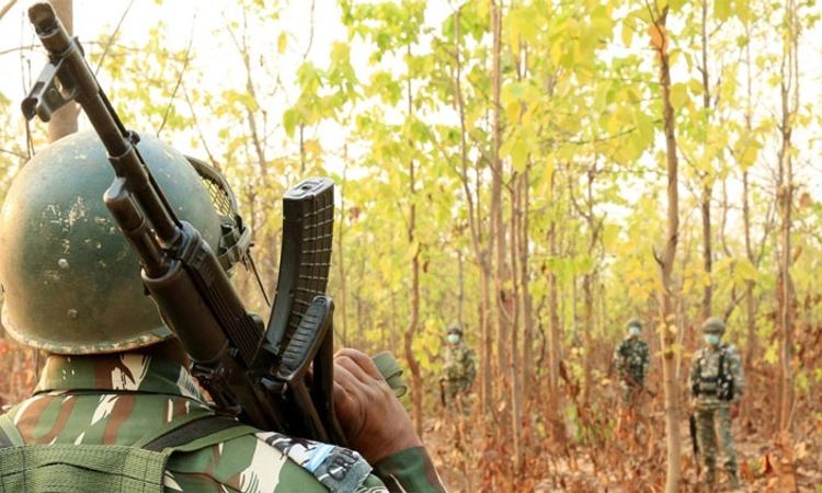 Chhattisgarh ಮತ್ತೆ ಎನ್‌ಕೌಂಟರ್‌: 3 ನಕ್ಸಲರ ಹತ್ಯೆ