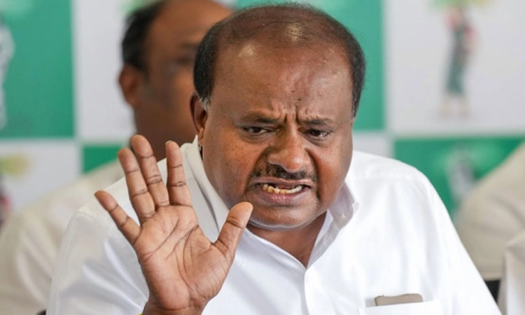ಎಸ್‌ಐಟಿ ಉಲ್ಲೇಖೀಸಿರುವ ಕಾನೂನುಬದ್ಧ ನಿಯಮಗಳು ಸಿಎಂ ಗಮನಕ್ಕೆ ಬಂದಿಲ್ಲವೇ?‌: ಎಚ್‌ಡಿಕೆ