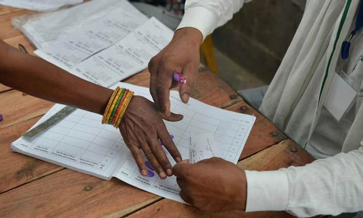 Lok Sabha Polls: ನವದೆಹಲಿ, ಹರಿಯಾಣ ಸೇರಿದಂತೆ 8 ರಾಜ್ಯಗಳಲ್ಲಿ 6ನೇ ಹಂತದ ಮತದಾನ ಆರಂಭ