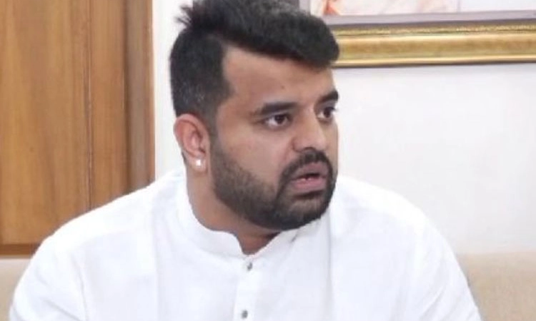 Prajwal Revanna Case ಅಶ್ಲೀಲ ವಿಡಿಯೋ: ಸಹಾಯವಾಣಿಗೆ ಕರೆ ಬಂದರೂ ದೂರು ನೀಡದ ಸ್ತ್ರೀಯರು