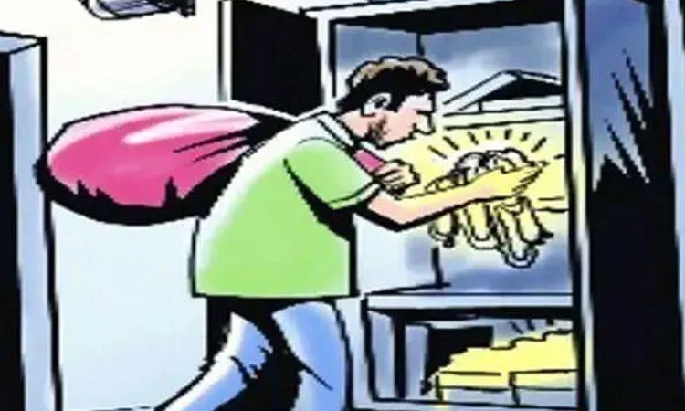Jewelery theft: ಮನೆಗೆ ನುಗ್ಗಿ ಲಕ್ಷಾಂತರ ರೂ.ಮೌಲ್ಯದ ಚಿನ್ನಾಭರಣ ಕಳ್ಳತನ