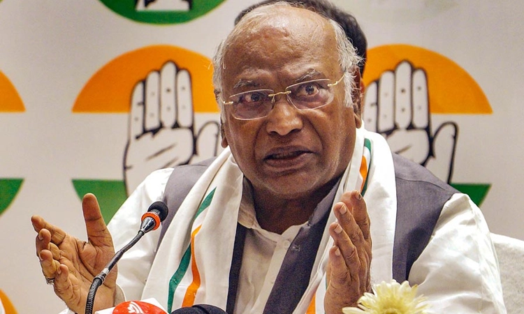 Mallikarjun Kharge: ಅಧಿಕಾರಕ್ಕೆ ಬಂದರೆ ರಾಮಮಂದಿರ ಧ್ವಂಸ ಹೇಳಿಕೆ ಸುಳ್ಳು: ಖರ್ಗೆ ಆಕ್ರೋಶ