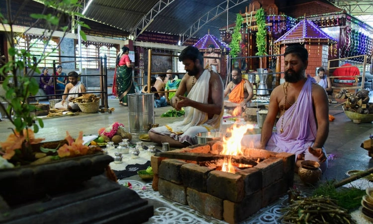 Doddanagudde ಕ್ಷೇತ್ರ ; ಪರಿವಾರ ದೇವರುಗಳಿಗೆ ಸ್ನಪನ ಕಲಶ ಅಭಿಷೇಕ ಸಂಪನ್ನ