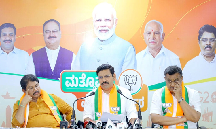Congress ಶಾಸಕರಿಂದಲೇ ಶಿಂಧೆ ಮಾದರಿ: ಬಿಜೆಪಿ