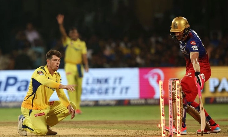 IPL ಚೆನ್ನೈ ಗೆ ಗೆಲ್ಲಲು 219 ರನ್ ಗಳ ಗುರಿ ಮುಂದಿಟ್ಟ ಆರ್ ಸಿಬಿ