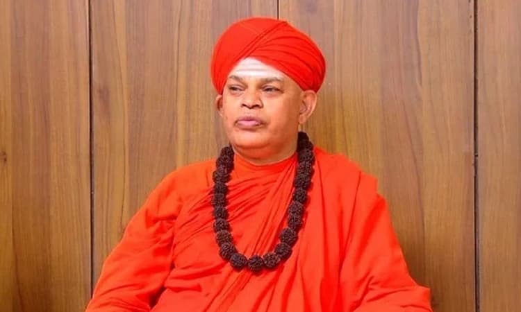 Chitradurga: ಮುರುಘಾ ಶರಣರಿಗೆ ಮತ್ತೆ ಸಂಕಷ್ಟ; ಜಾಮೀನು ರಹಿತ ಬಂಧನ ವಾರೆಂಟ್