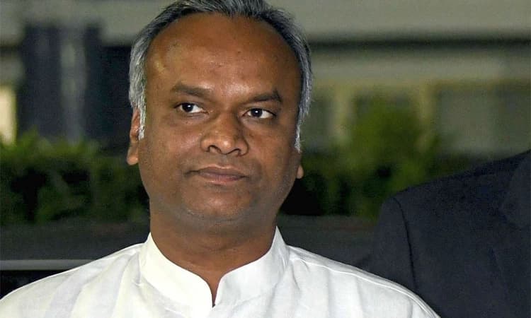 Drought ಎದುರಿಸಲು ಸಜ್ಜಾಗಿ: ಅಧಿಕಾರಿಗಳಿಗೆ ಸಚಿವ ಪ್ರಿಯಾಂಕ್‌ ಖರ್ಗೆ ಸೂಚನೆ