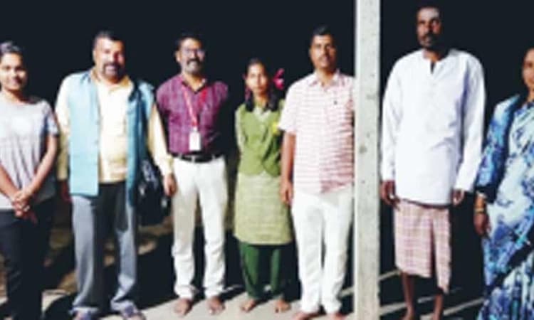 Bagalkot: ಮಕ್ಕಳಿಗಾಗಿ ರಾತ್ರಿ ಗಸ್ತು ತಿರುಗ್ತಾರೆ ಶಿಕ್ಷಕರು!