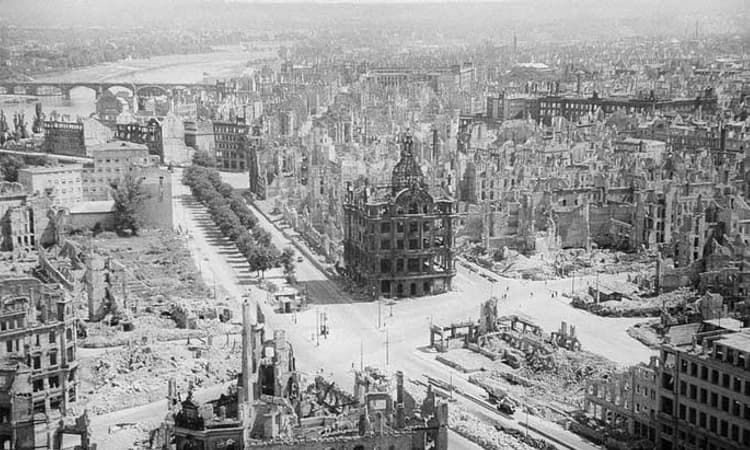 Desi Swara: ಮಹಾಯುದ್ಧದ ದಾಳಿಯಿಂದ ಎದ್ದು ನಿಂತ ನಗರ