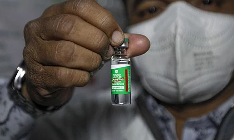 ಕೋವಿಶೀಲ್ಡ್ 2 ಡೋಸ್ ಗಳ ನಡುವೆ ಎಷ್ಟು ವಾರಗಳ ಅಂತರ ಬೇಕು? ಕೇಂದ್ರದ ಸಮಿತಿ ಹೇಳಿದ್ದೇನು