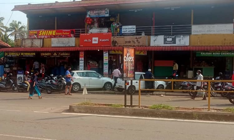 ಶಿರ್ವದಲ್ಲಿ ಬೆಳಗ್ಗಿನಿಂದಲೇ ಭಾರಿ ಜನಜಂಗುಳಿ