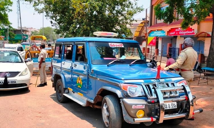 ಅನಗತ್ಯ ಓಡಾಟ ತಡೆಗೆ ಪೊಲೀಸರ ಬಿಗಿ ಕ್ರಮ