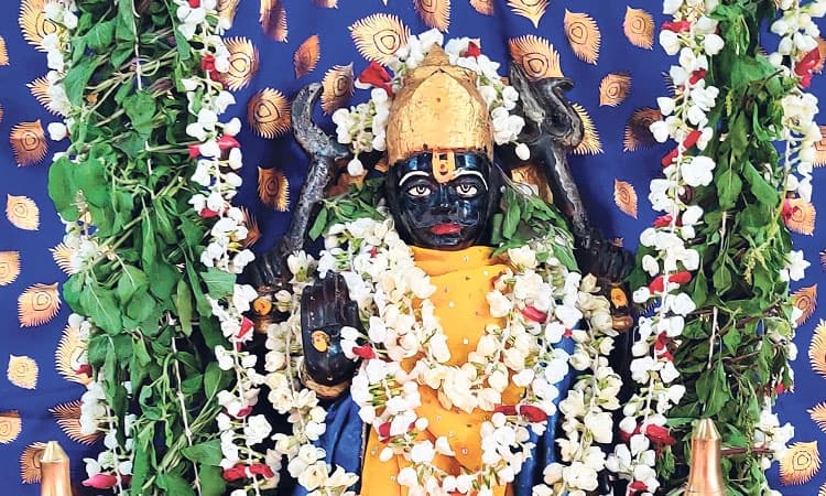 ತಿಂಗಳ ಪ್ರಥಮ ಶನಿವಾರದ ವಿಶೇಷ ಪೂಜೆ, ಸಮ್ಮಾನ