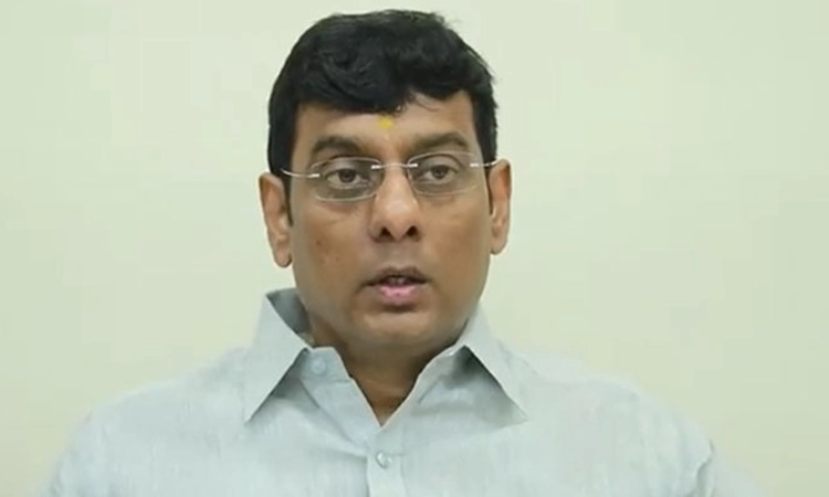 ಅನ್ಯ ರಾಜ್ಯದ ಅಪರಿಚಿತ ಶಸ್ತ್ರಧಾರಿಗಳಿಂದ ಜೀವಬೆದರಿಕೆ: ಕಾಂಗ್ರೆಸ್ ವಿಪ ಸದಸ್ಯ ಸುನೀಲಗೌಡ