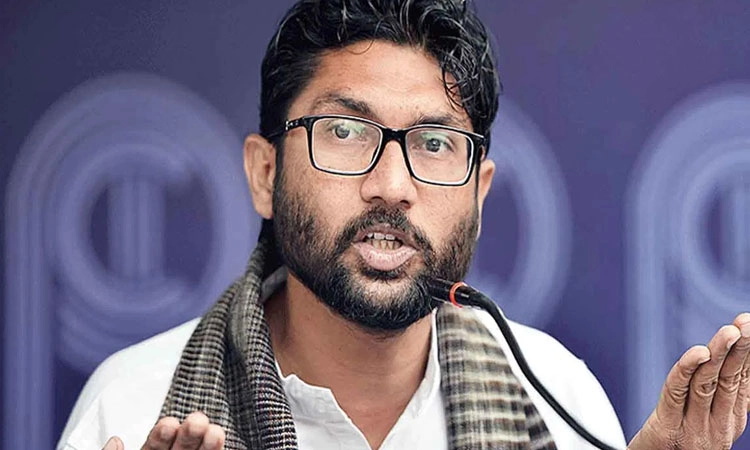 Jignesh Mevani: ಮೋದಿ ಪರಿವಾರ ಎಂದರೆ ಪ್ರಜ್ವಲ್‌ ರೇವಣ್ಣನಂಥವರಾ?; ಜಿಗ್ನೇಶ್‌