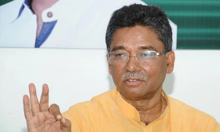 VS Ugrappa: ಪ್ರಜ್ವಲ್‌ ಪ್ರಕರಣ ಮುಚ್ಚಿ ಹಾಕಲು ಬಿಜೆಪಿ ನಾಯಕರಿಂದ ಸಂಚು: ಉಗ್ರಪ್ಪ