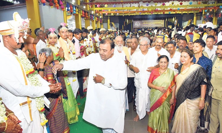 Dharmasthala ಸಂಸ್ಕಾರವಂತ ಬದುಕು ನಮ್ಮದಾಗಲಿ: ಚಿತ್ರ ನಟ ದೊಡ್ಡಣ್ಣ ಕಳಕಳಿ
