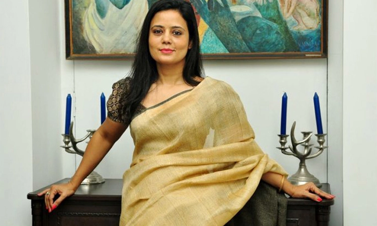 Mahua: ನಾನೇ ಪಾಸ್‌ವರ್ಡ್‌ ಕೊಟ್ಟೆ!- ಲಿಪ್‌ಸ್ಟಿಕ್‌,ಸ್ಕಾರ್ಫ್‌ ಮಾತ್ರ ಉಡುಗೊರೆ ಪಡೆದೆ