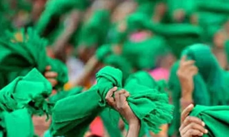 Mysore: ರಸ್ತೆ ತಡೆಗೆ ಮುಂದಾದ ರೈತರ ಬಂಧನ