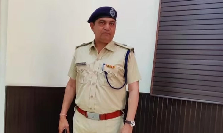 Heart attack: ವರ್ಕೌಟ್‌ ವೇಳೆ ಹೃದಯಾಘಾತ; ಕುಸಿದು ಬಿದ್ದು ಪೊಲೀಸ್‌ ಅಧಿಕಾರಿ ಮೃತ್ಯು   