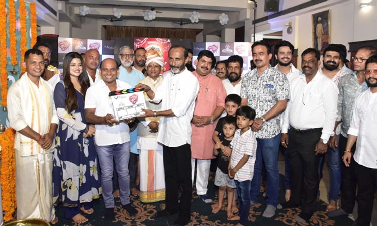 Raj Sounds and Lights ತಂಡದ ಹೊಸ ಸಿನಿಮಾ ‘ಮಿಡ್ಲ್ ಕ್ಲಾಸ್ ಫ್ಯಾಮಿಲಿ’ಗೆ ಮುಹೂರ್ತ